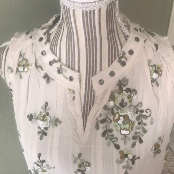 Nanette Lepore Beige/Olive embroidered tank - Picture 2 of 8